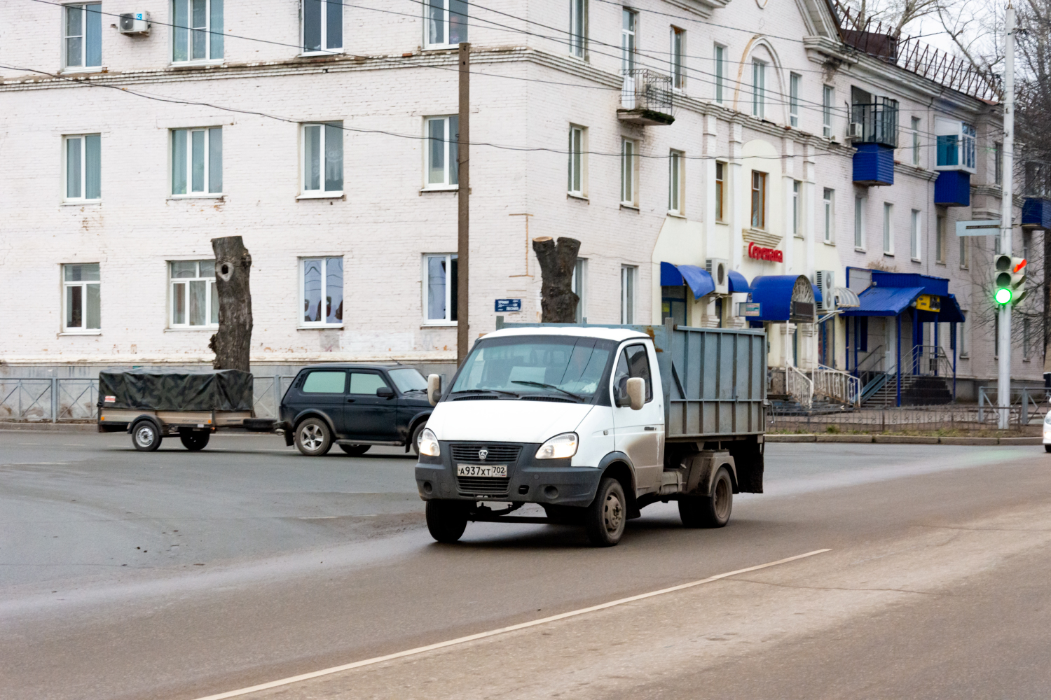 Башкортостан, ГАЗ-3302 "ГАЗель" № А 937 ХТ 702