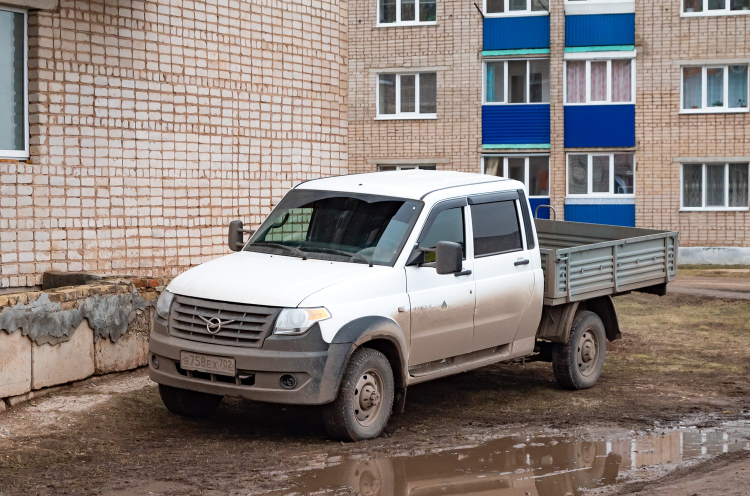 Башкортостан, УАЗ-236324 Профи № В 758 ЕХ 702