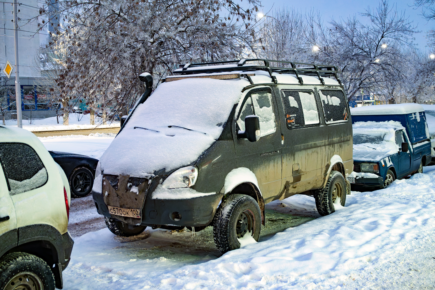 Башкортостан, ГАЗ-2217 № С 570 ОК 102